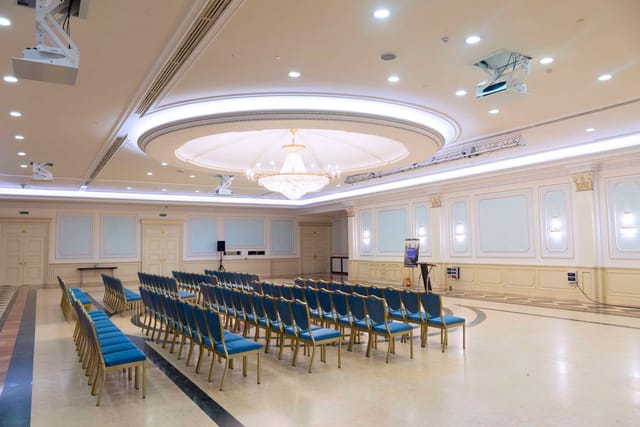 Park Inn by Radisson Astana - image 2
