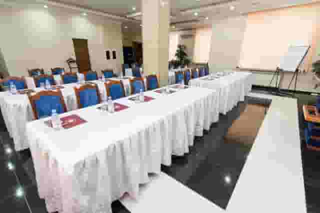 Breakout Meeting Rooms
