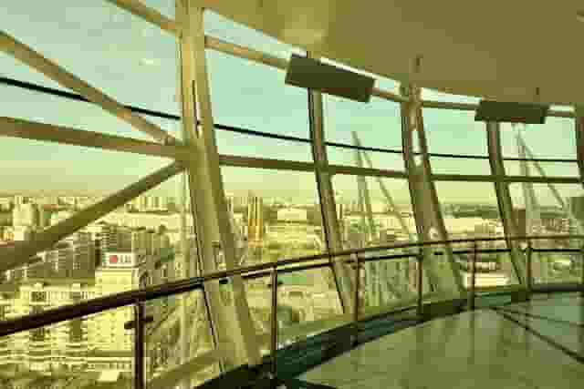Lower Viewing Platform / Mini Gallery