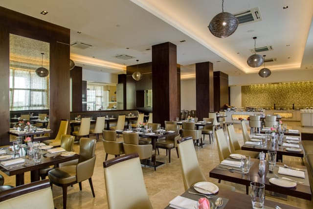 Crowne Plaza Nairobi Airport - image 3