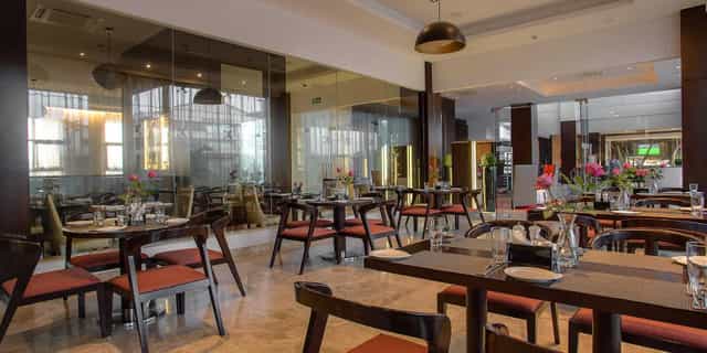 Crowne Plaza Nairobi Airport - image 2