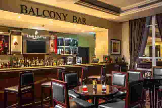 Balcony Bar