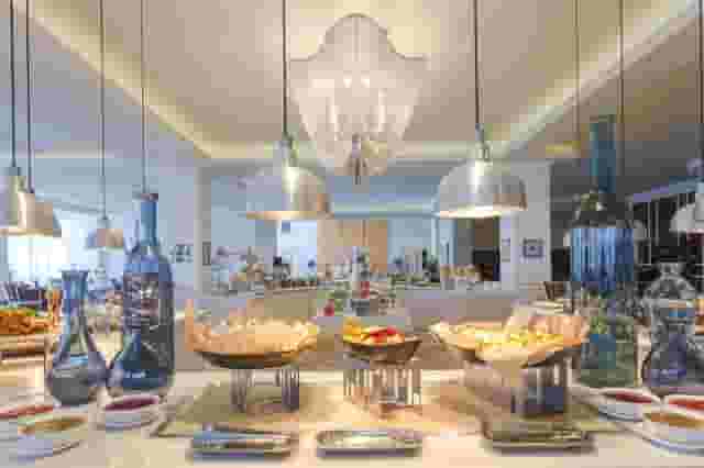Club Lounge