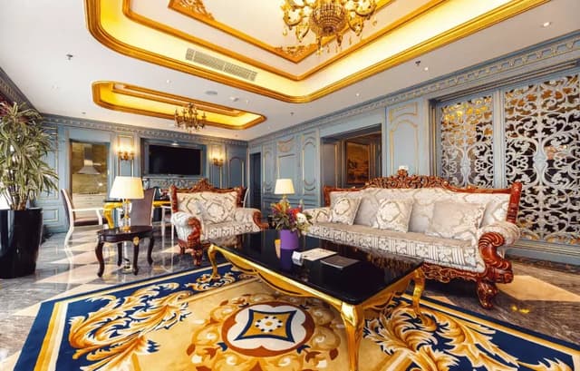 Club Lounge