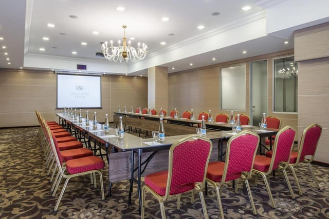 The Biltmore Hotel Tbilisi - image 3