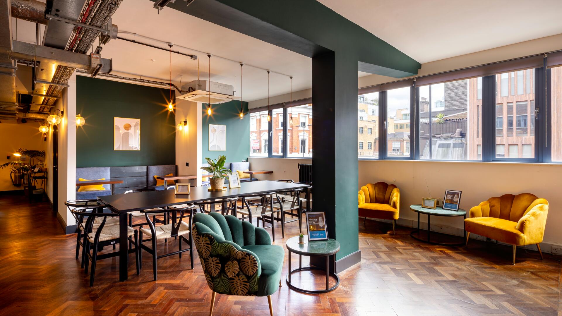 Saunders Room art-deco breakout space for corporate meetings and networking events. - Banner