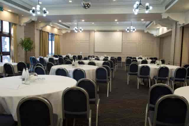 Mercure Dartford, Brands Hatch Hotel & Spa - image 2
