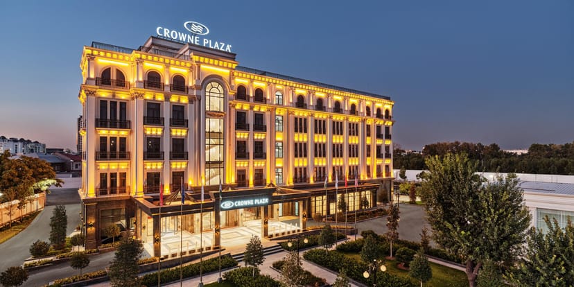 Crowne Plaza Tashkent - image 1