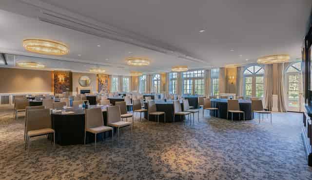 Lake Suite