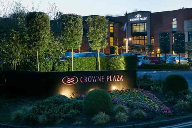 Crowne Plaza Belfast - image 2