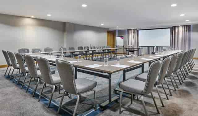 U-shape meeting setup in Malone Suite, Crowne Plaza Belfast for corporate conferences and seminars.