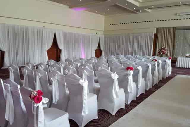 Stormont Hotel Belfast - image 2