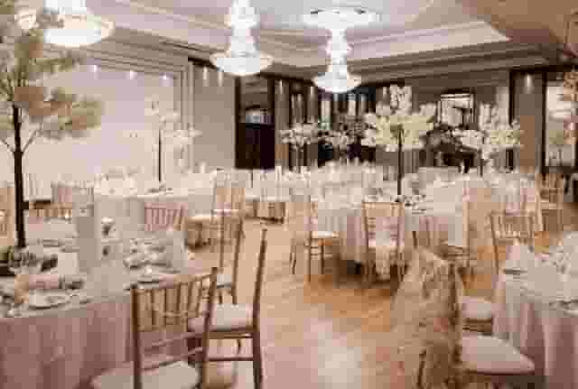 Dunadry Hotel And Gardens