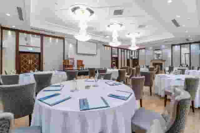 Dunadry Hotel And Gardens