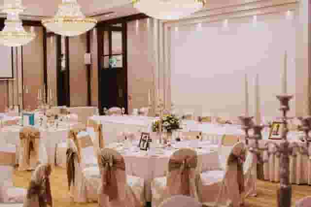 Dunadry Hotel And Gardens