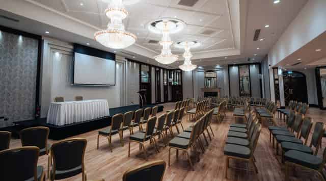 Dunadry Hotel And Gardens