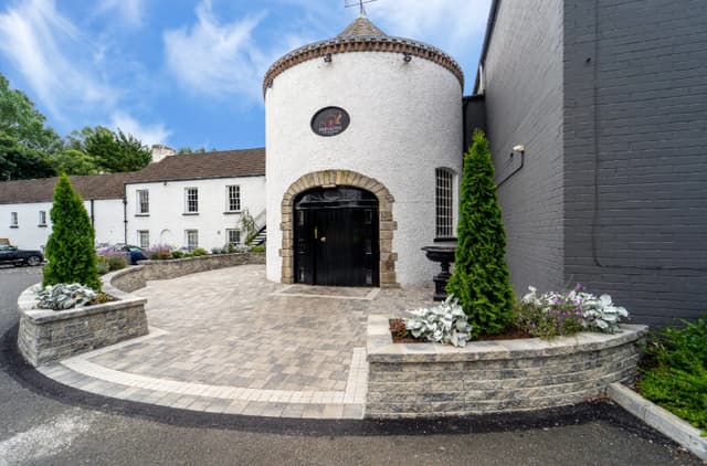 Dunadry Hotel And Gardens