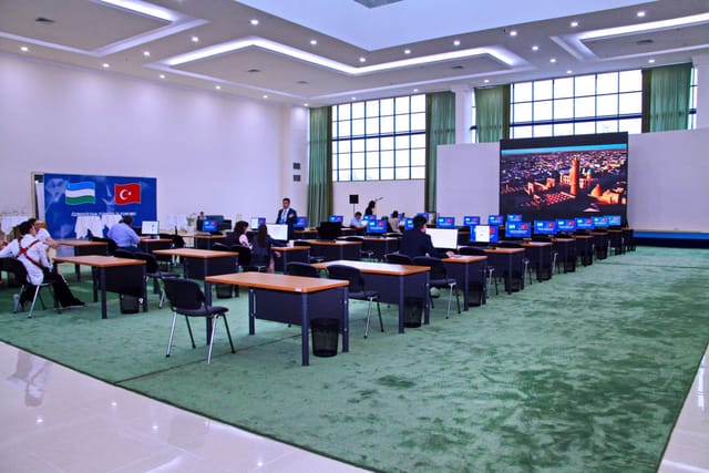 UzExpoCenter - image 2