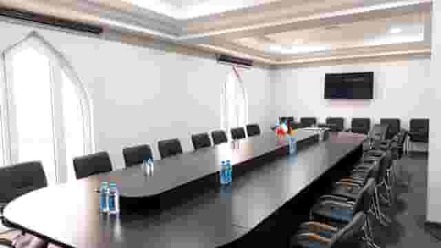Meeting Rooms