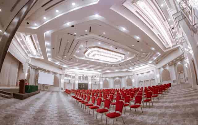 International Hotel Tashkent - image 2