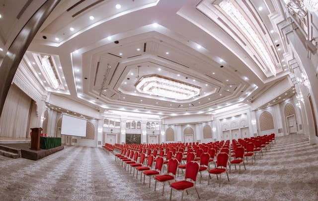 International Hotel Tashkent - image 2