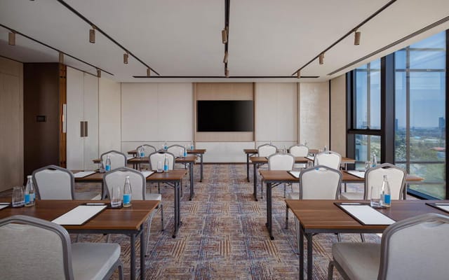 International Hotel Tashkent - image 3