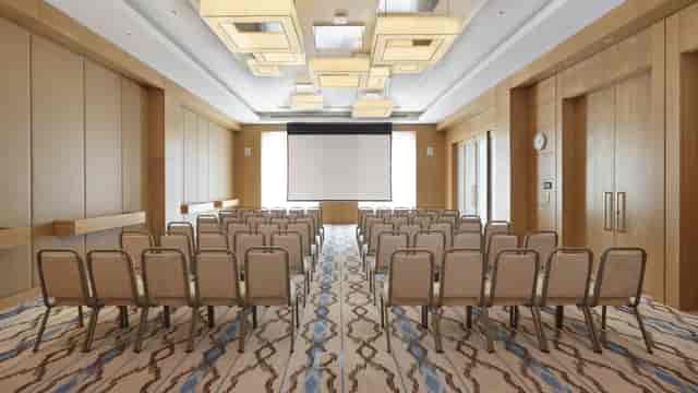 International Hotel Tashkent - image 3