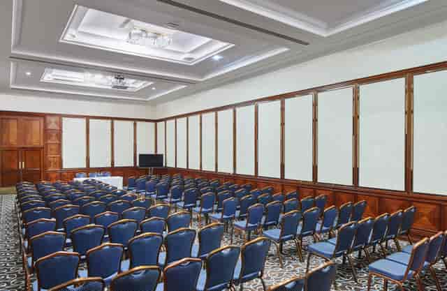 Leonardo Royal Hotel Southampton Grand Harbour - image 2