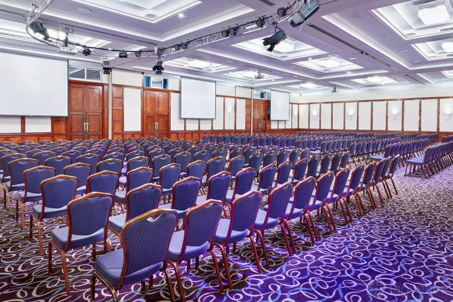 Leonardo Royal Hotel Southampton Grand Harbour - image 1