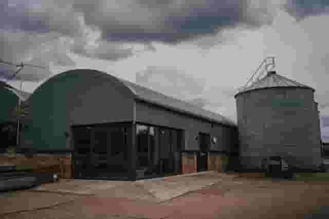 The Boulton & Paul Bar