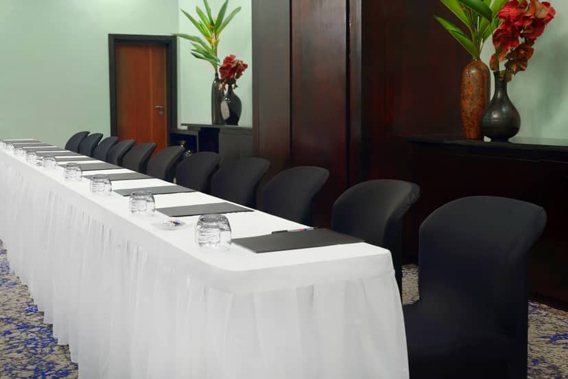 Mövenpick Hotel Ikoyi Lagos - image 1