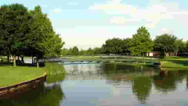 Plaza & Landscaped Grounds