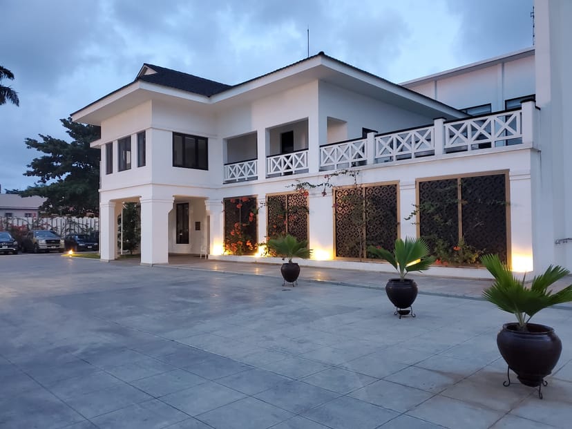 Ikoyi Club 1938 - image 1