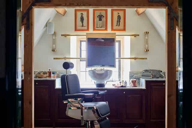 Dressing Room & Barbers