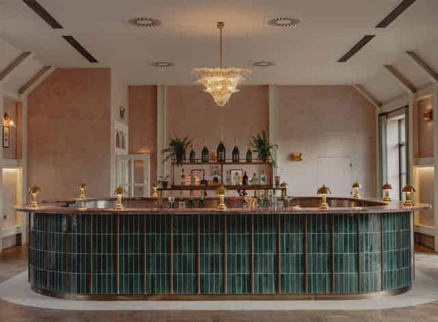 The Bar Lounge
