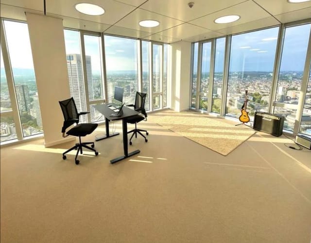 k1 BusinessClub - image 2