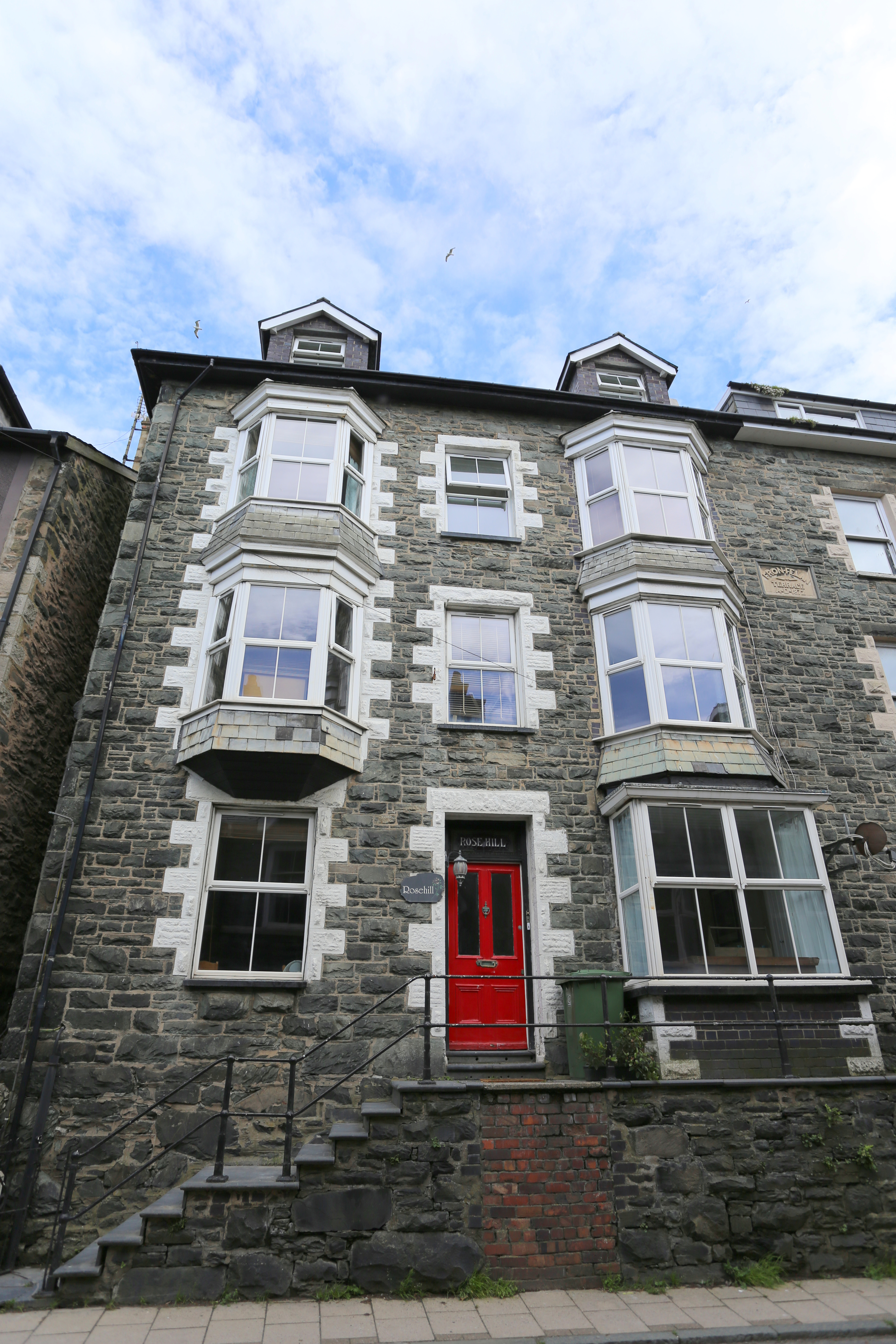 Rose Hill Barmouth - image 1