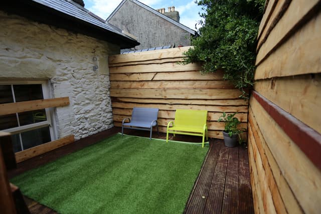 Rear Decked Garden / Terrace