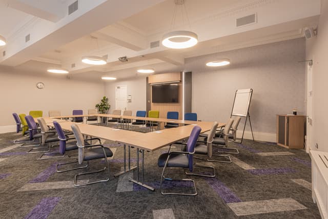 Medium Training Rooms