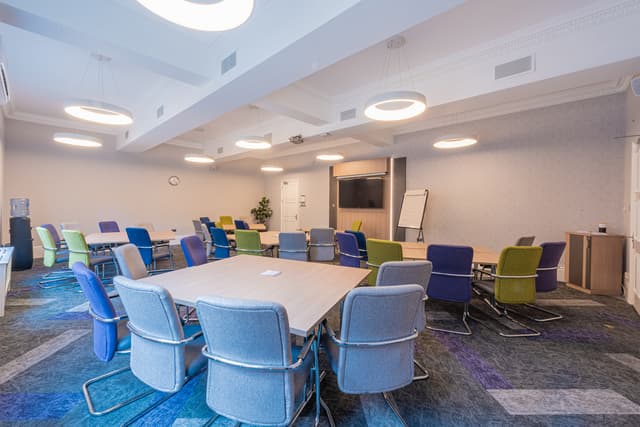 Medium Training Rooms