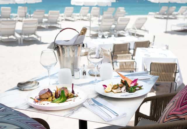 Croisette Beach Hotel Cannes - image 2