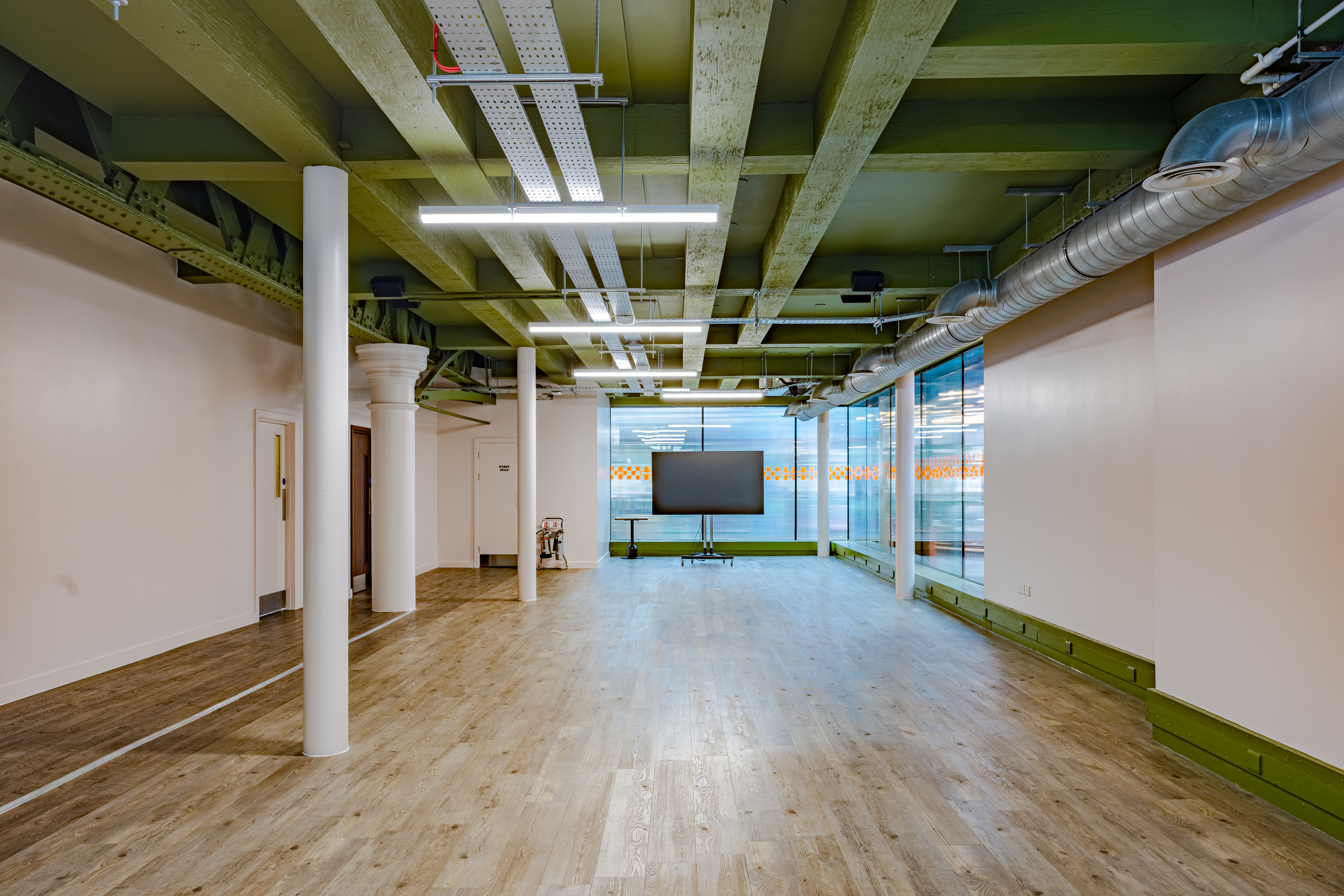 KERB Sports Bar - image 1