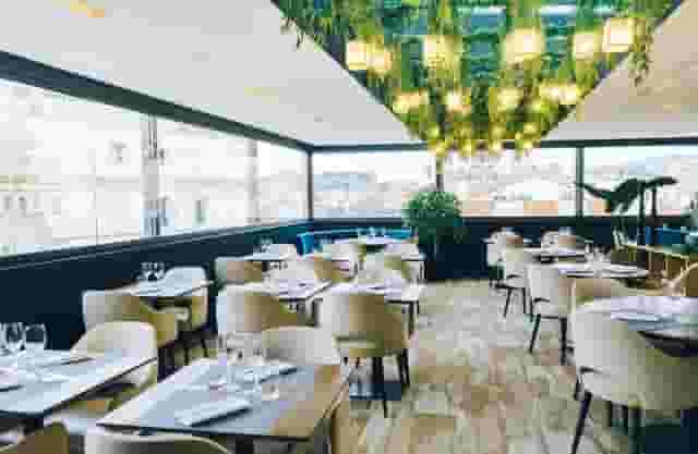 Main Restaurant & Lounge