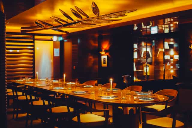 La Palme d'Or dining room with elegant decor for VIP business dinners and private events.
