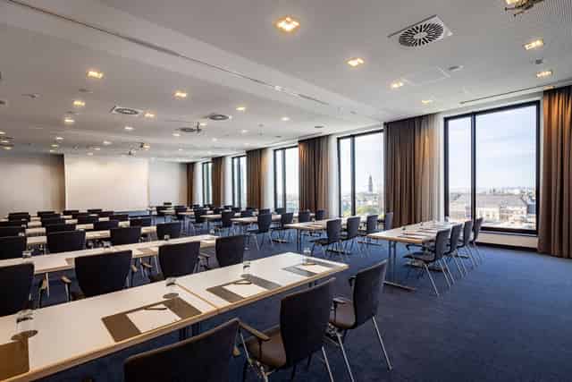 IntercityHotel Hamburg Dammtor