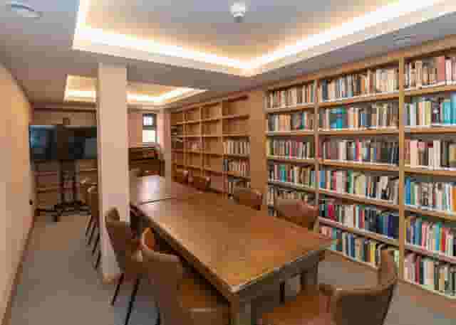The Leeds Library