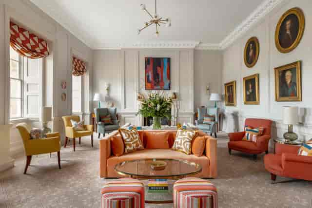 Chic 5 bedroom, 3 Bath property in Marylebone - image 3