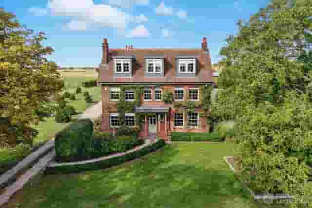 Grounds, Gardens, Lake & Woodland