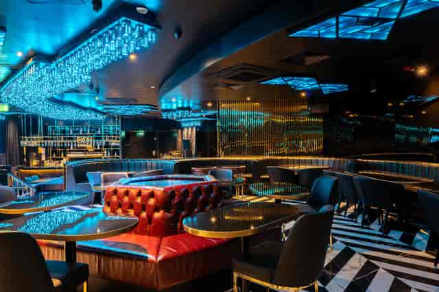 Upscale EADN St Paul's restaurant featuring plush lounge seating for corporate mixers and events.