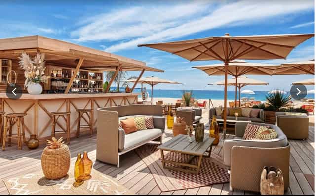 Terrasse du Gray beachfront venue for upscale corporate receptions and VIP networking events.